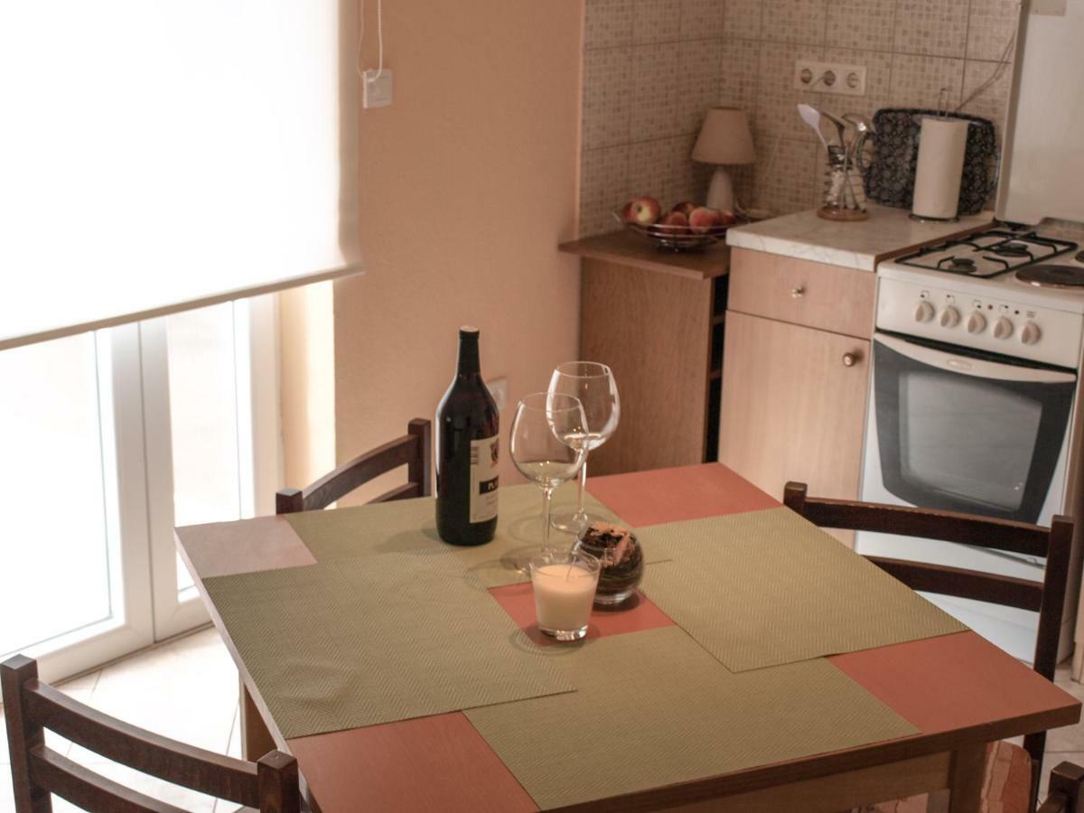 Apartment Pletikosic Kastela Exterior photo