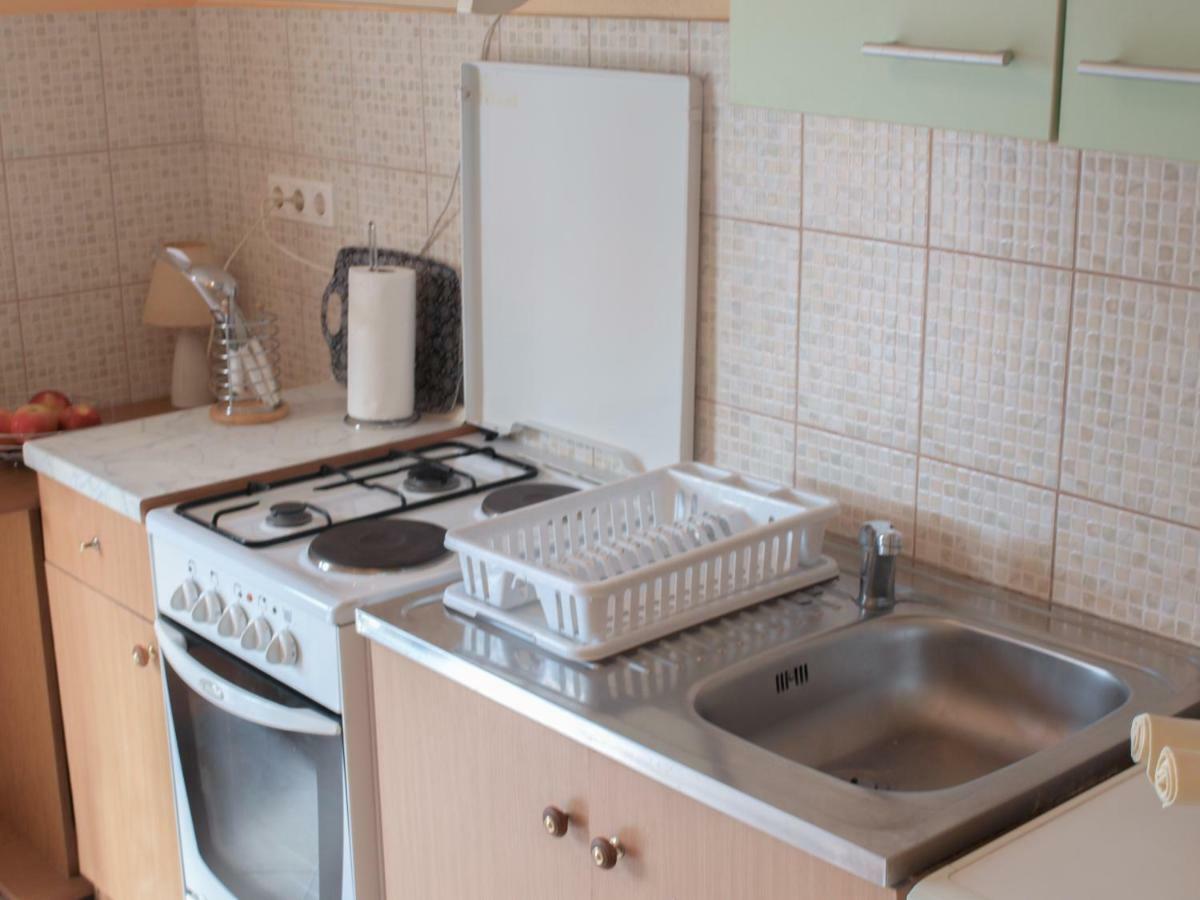Apartment Pletikosic Kastela Exterior photo